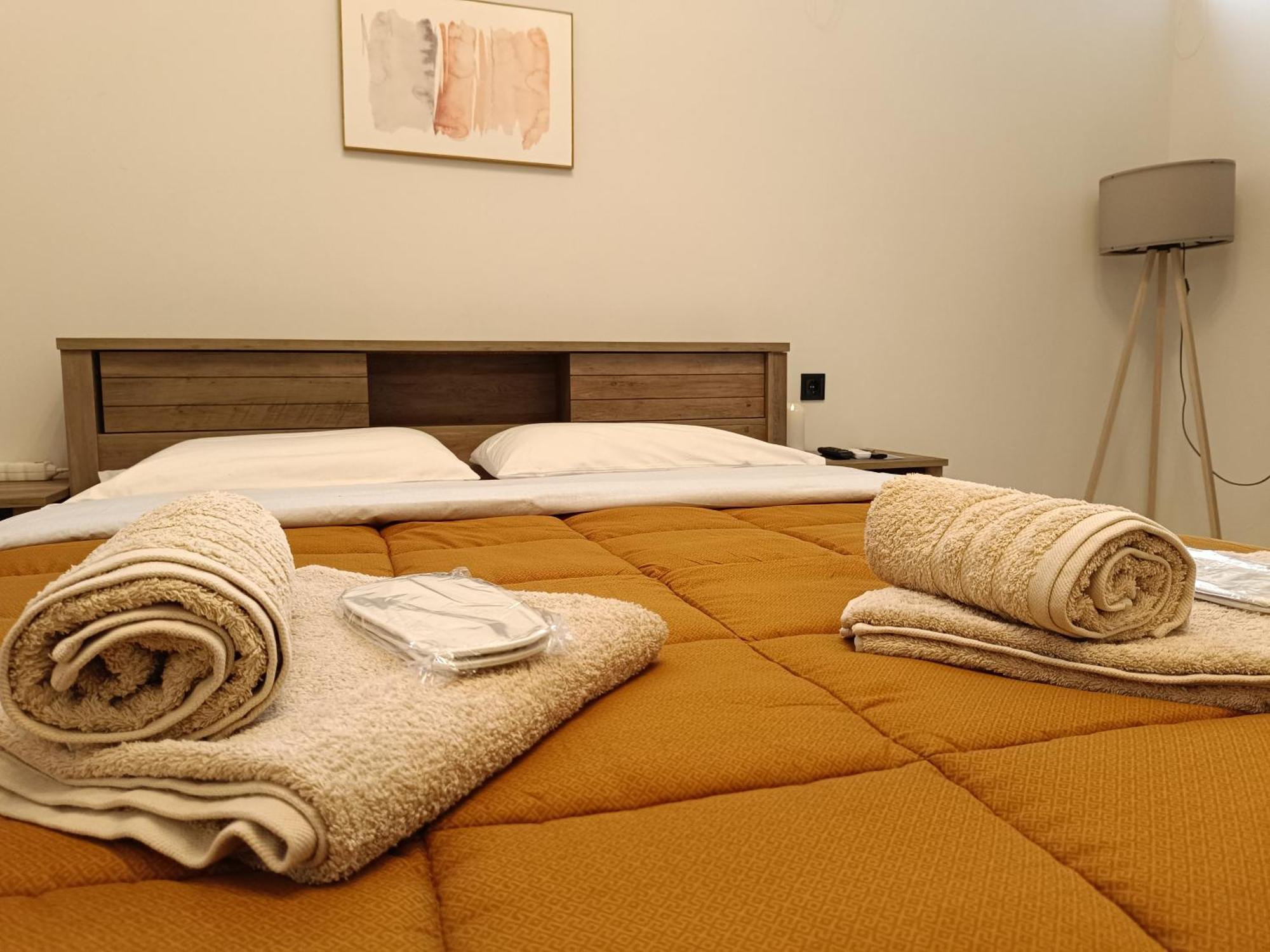 Giorgio Patrasso - Micro Apartment In The Center Of Patras Exterior photo
