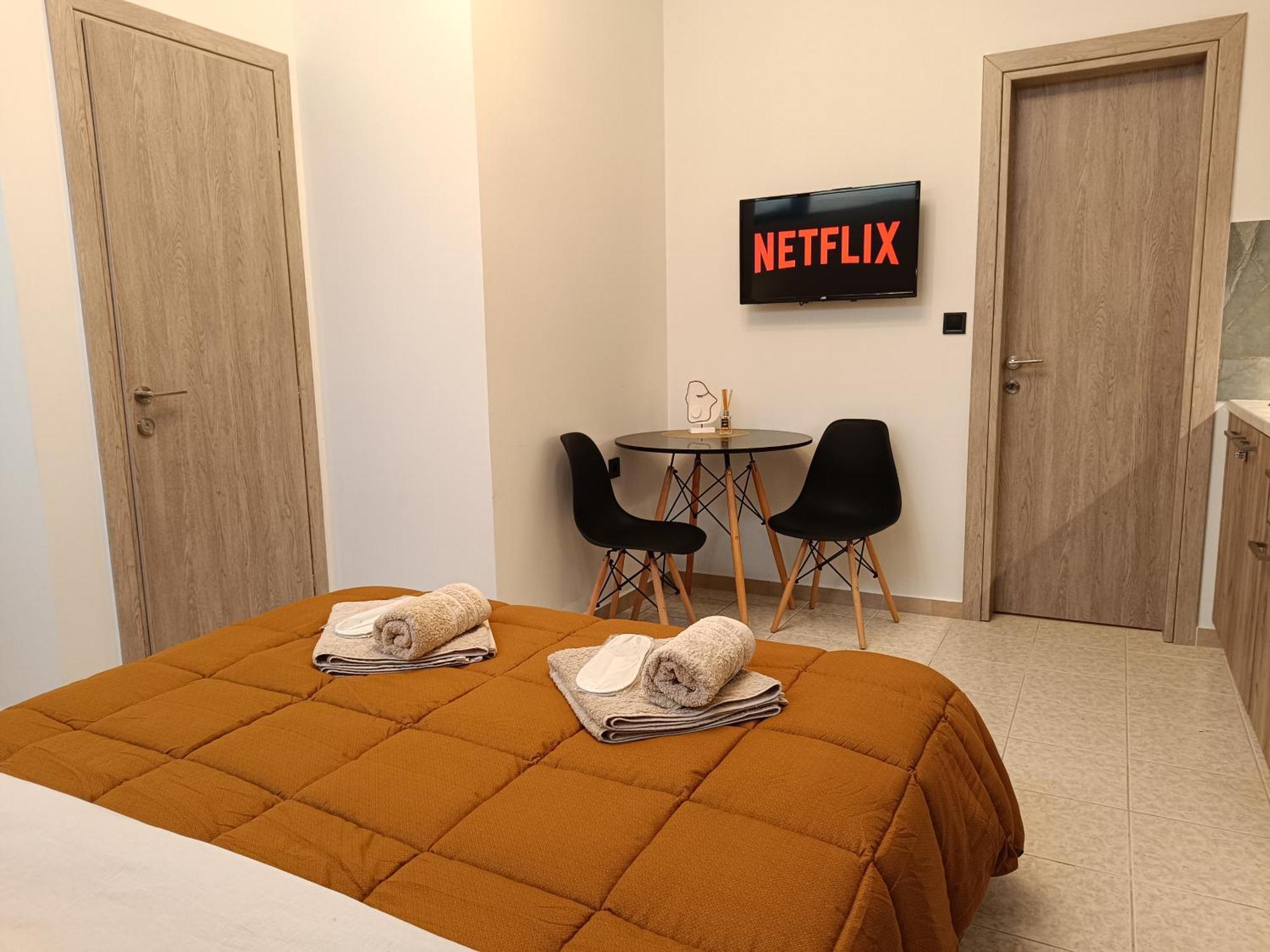 Giorgio Patrasso - Micro Apartment In The Center Of Patras Exterior photo